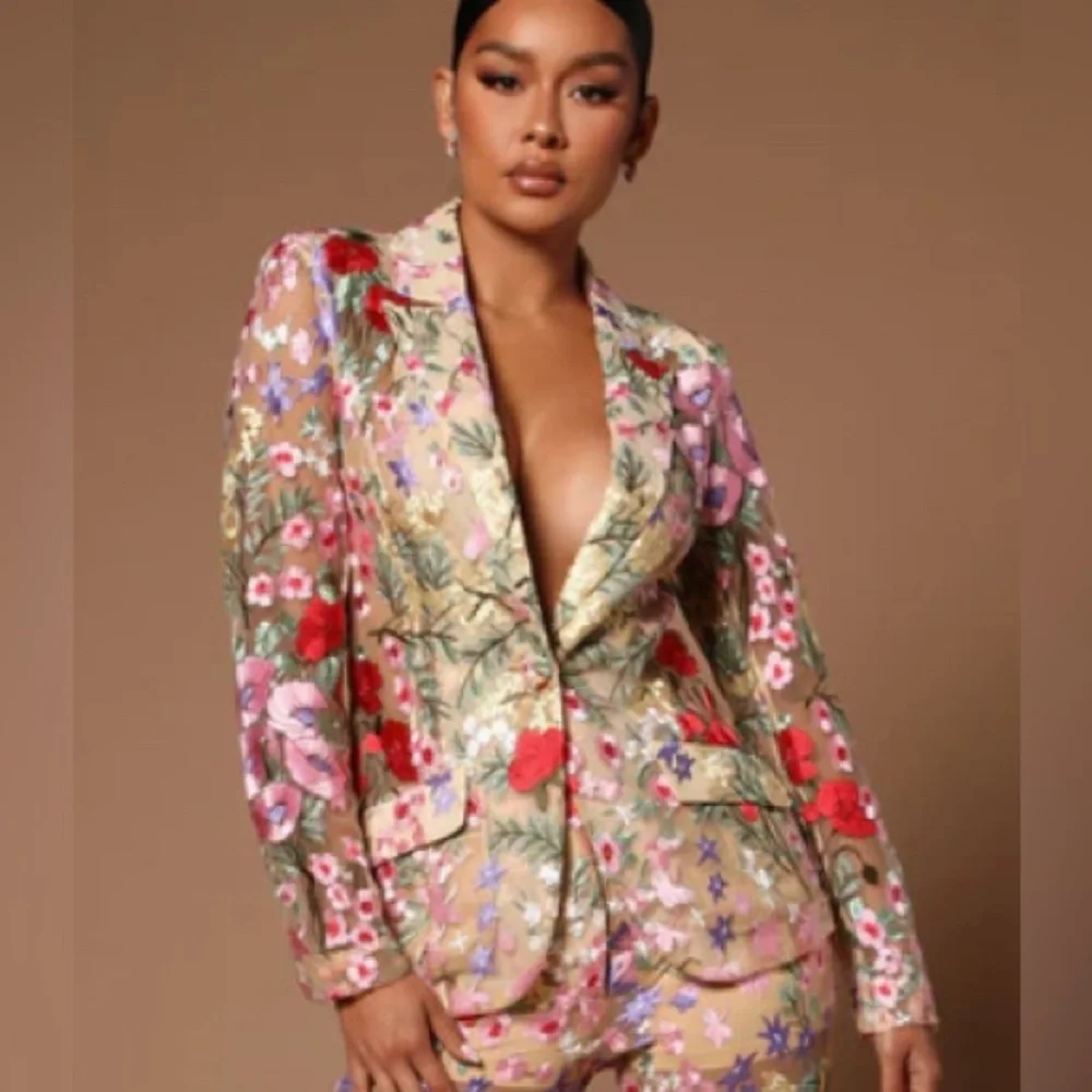 Erin Embroidered Blazer - Nude/combo color (XL) (Blazer only) R$179 - Picture 4 of 6